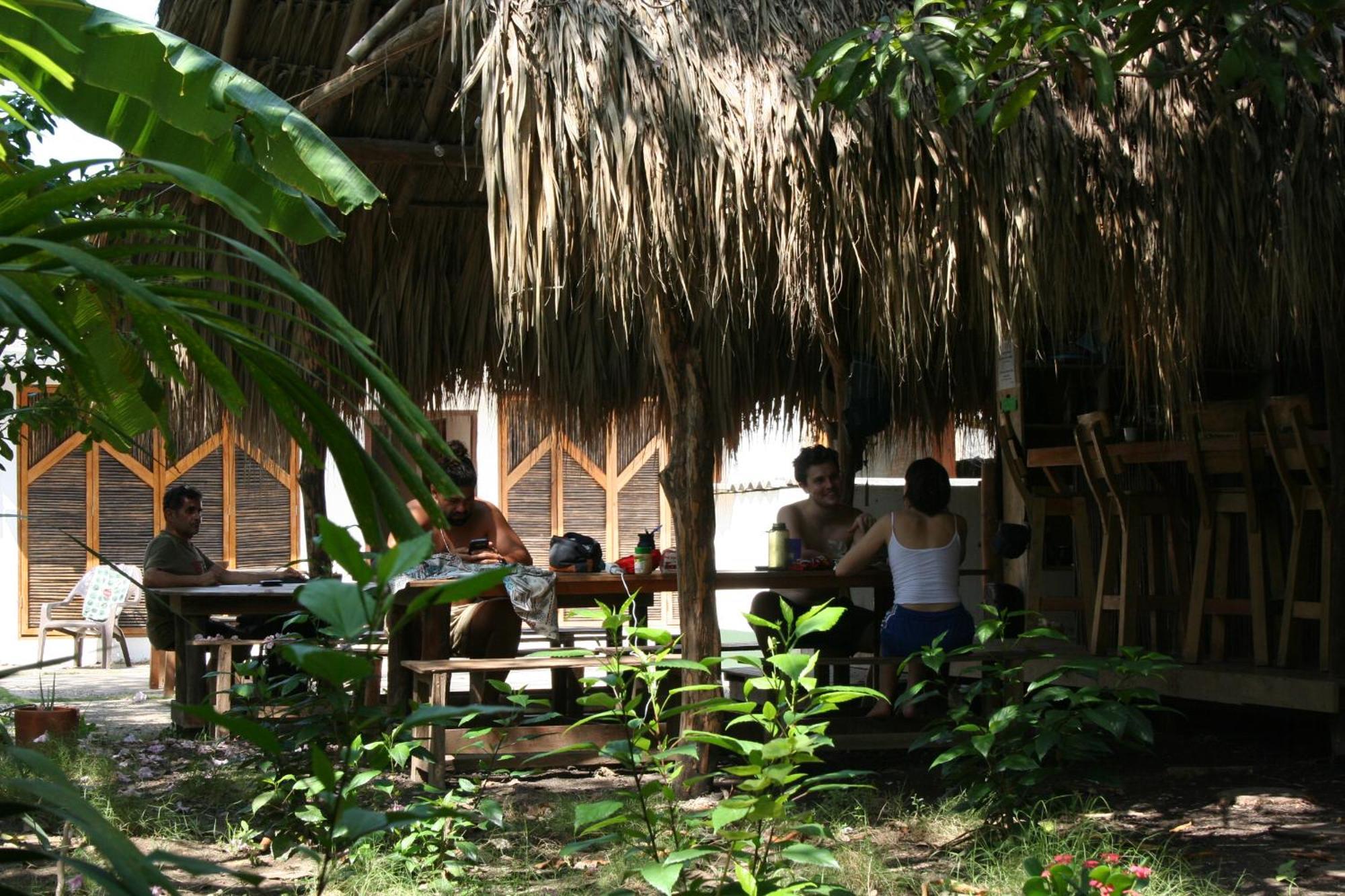 Hostel Nugeku Rincón Buitenkant foto